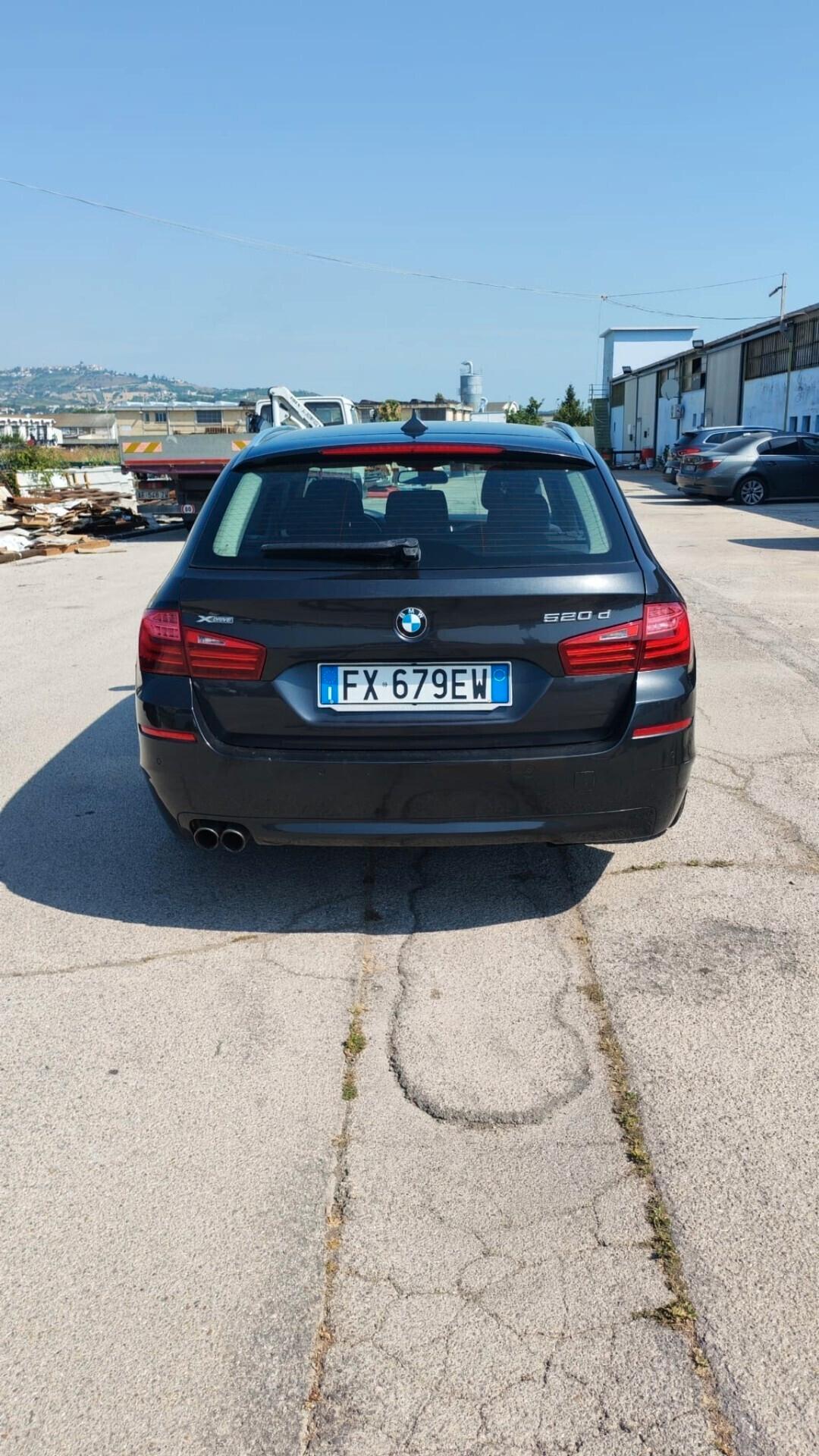 Bmw 520 520d xDrive Luxury