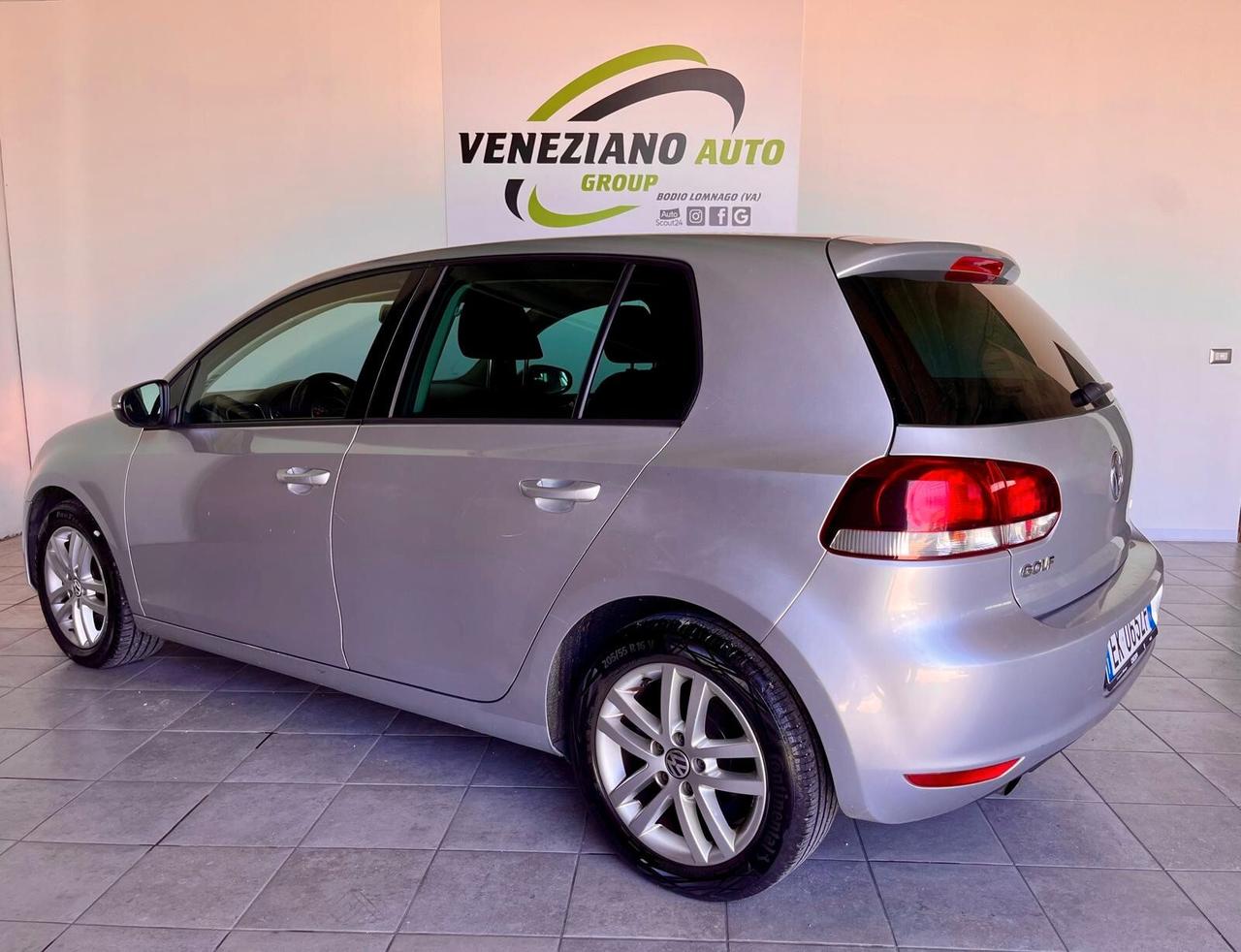 Volkswagen Golf 1.6 TDI DPF 3p. Highline
