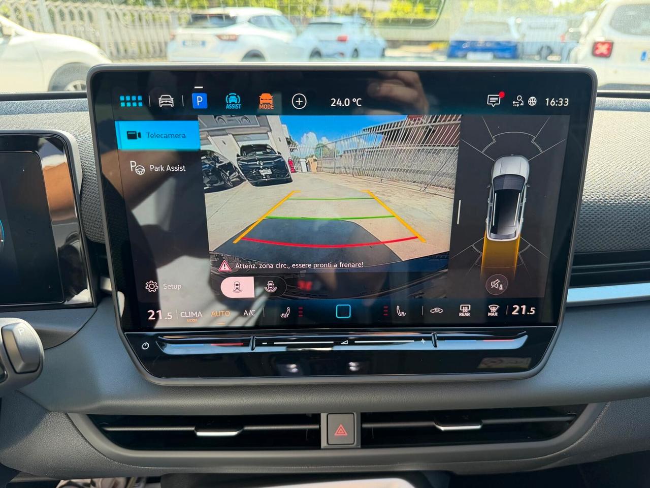 Volkswagen T-Roc 1.5 eTSI ACT 150 CV DSG R-Line
