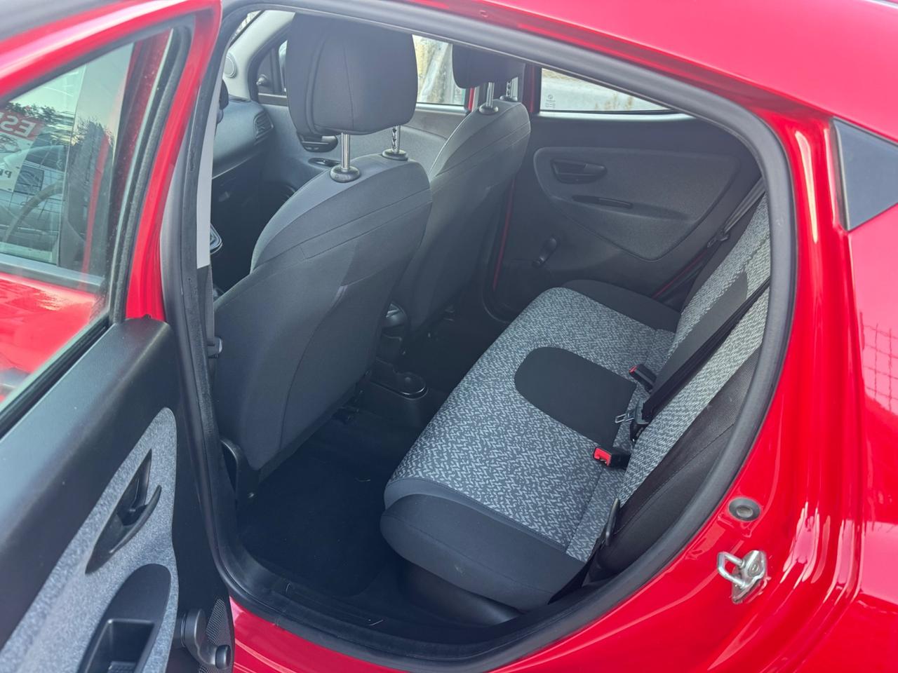 Lancia Ypsilon 1.2 69 CV 5 porte GPL Ecochic Gold NEOPATENTATI