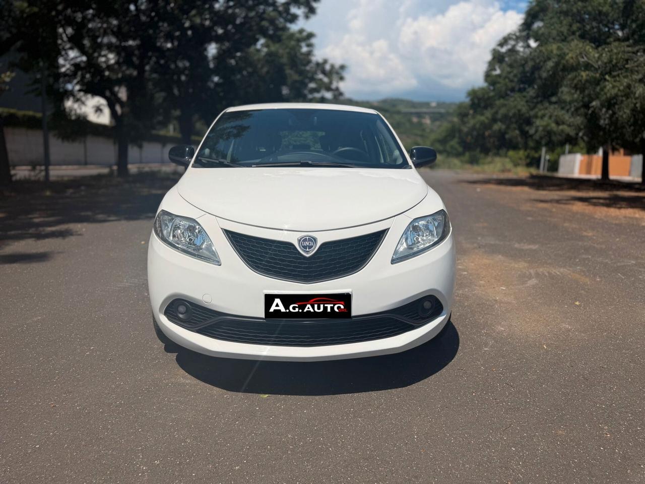 Lancia Ypsilon 1.0 FireFly 5 porte S&S Hybrid Ecochic Gold