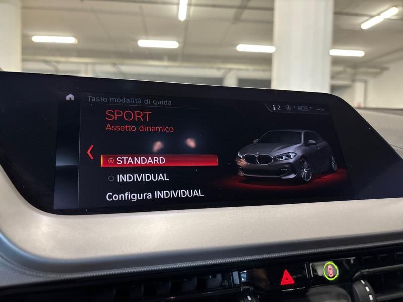 BMW Serie 1 5 Porte 116 d SCR Advantage DCT