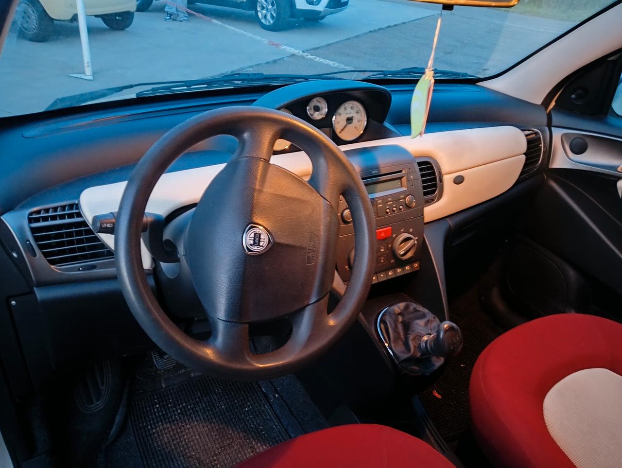 Lancia Ypsilon 1.2