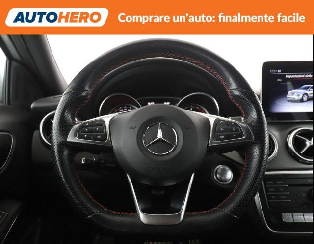 MERCEDES-BENZ GLA 200 d Automatic Premium