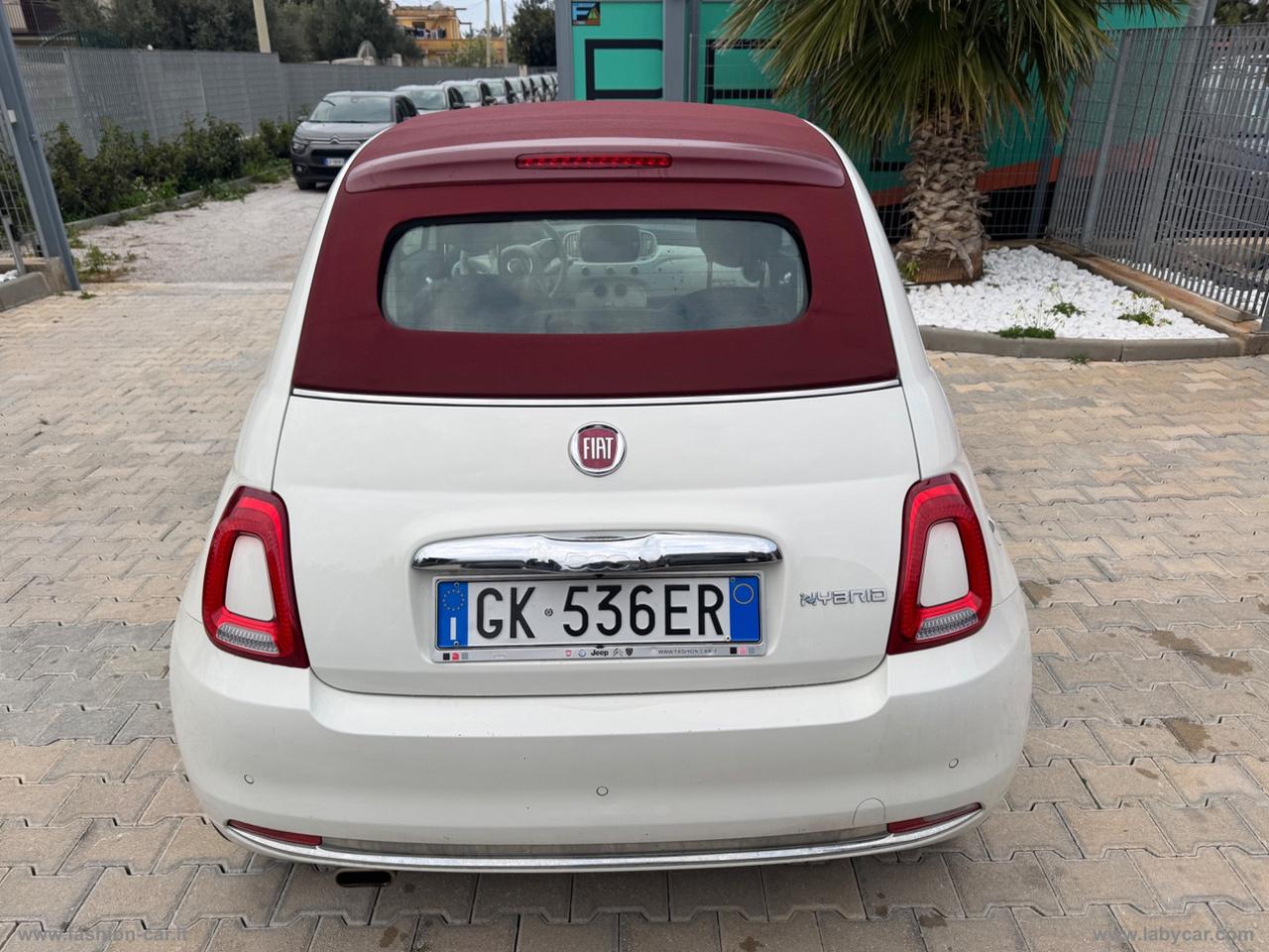 FIAT 500 C 1.0 Hybrid Dolcevita