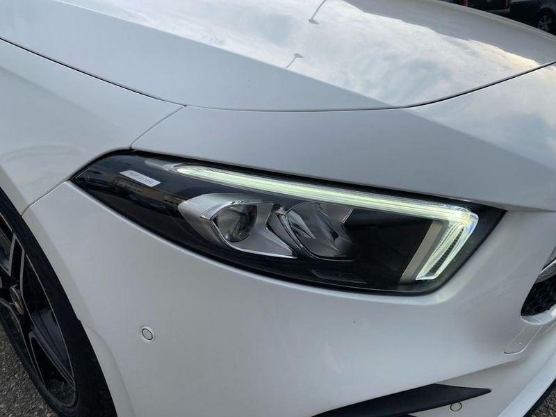 Mercedes-Benz Classe A A 180 d Premium Night edition auto