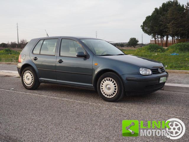 VOLKSWAGEN Golf 1.4 16V cat 5 porte