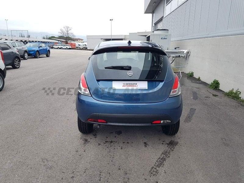 Lancia Ypsilon 1.0 firefly hybrid Oro s&s 70cv