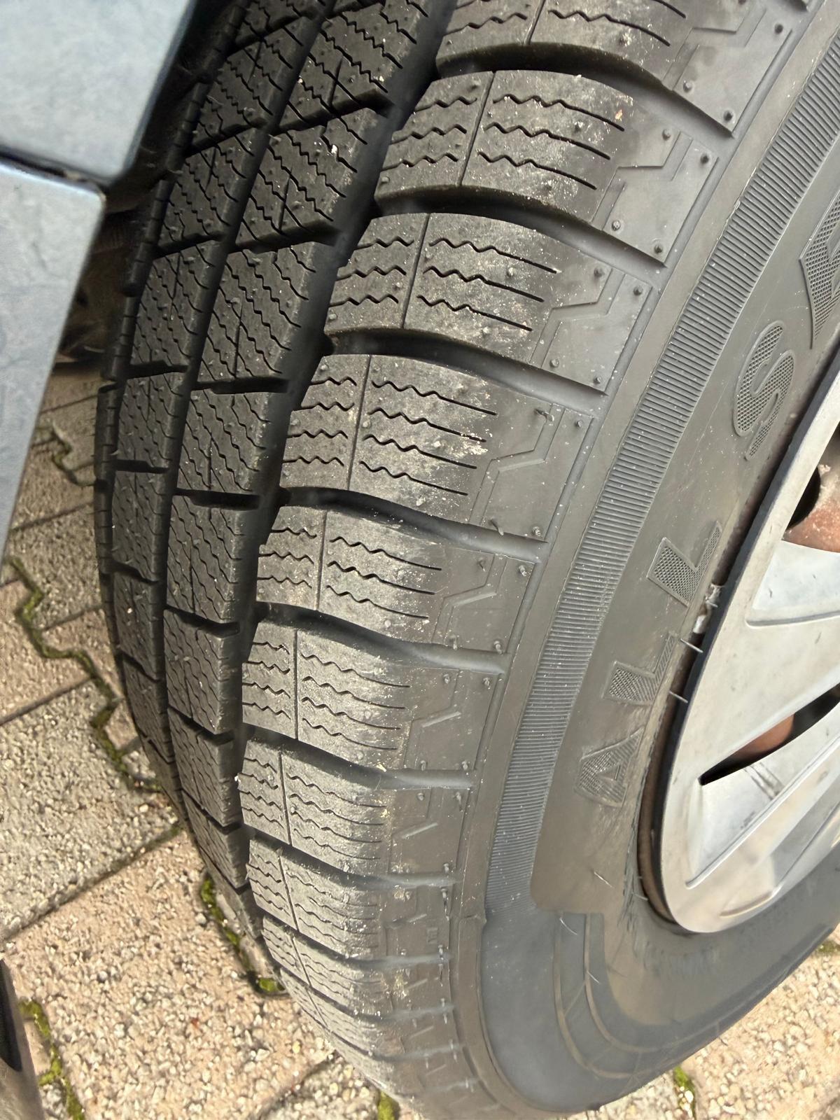 Ford Transit Custom 320 2.0 TDCi PC 9 posti Trend