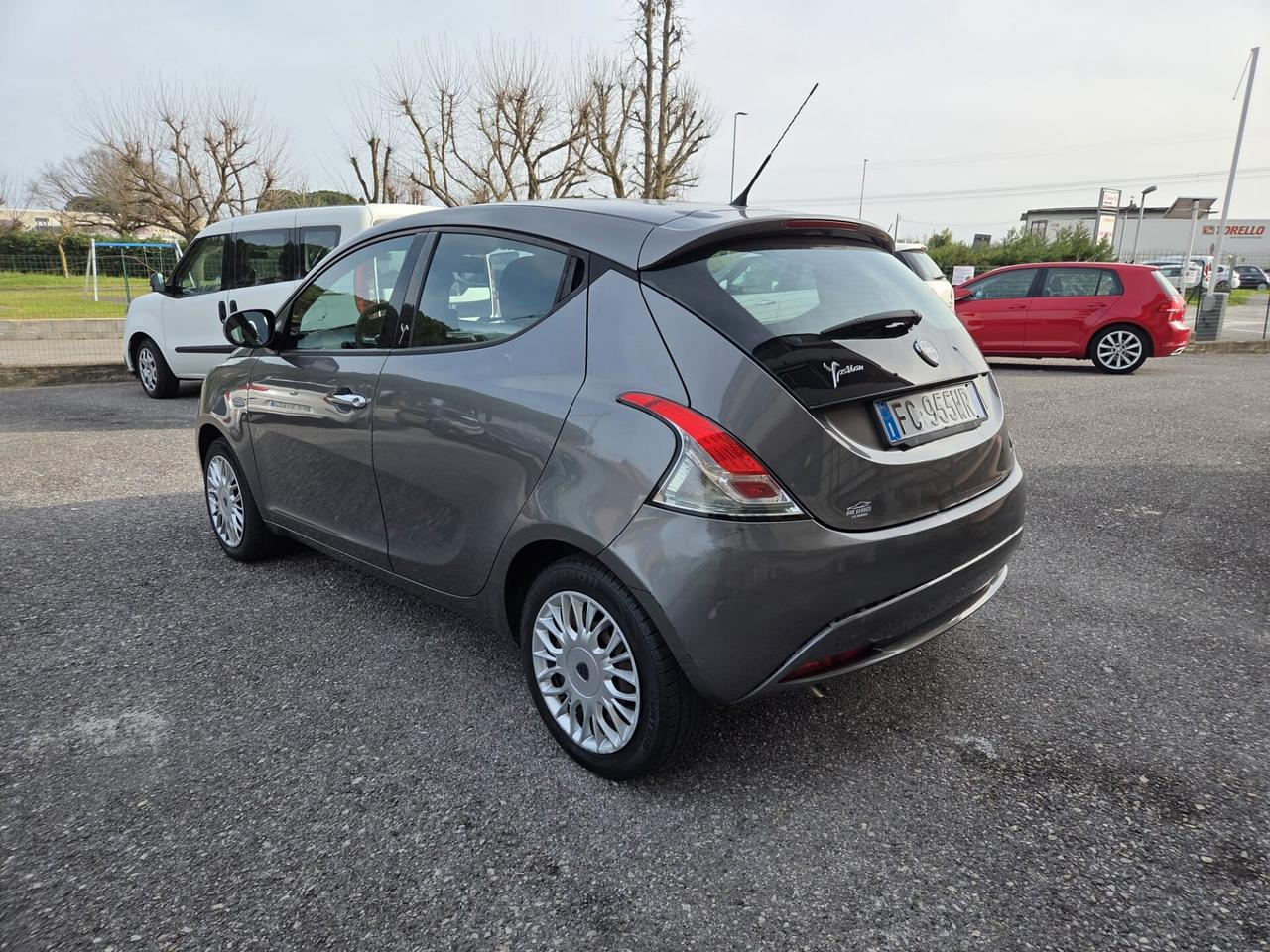 Lancia Ypsilon 1.2 69 CV 5 porte Opening Edition