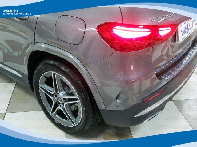 MERCEDES-BENZ GLA 200 D Automatic AMG Line Premium EU6 KM Ø