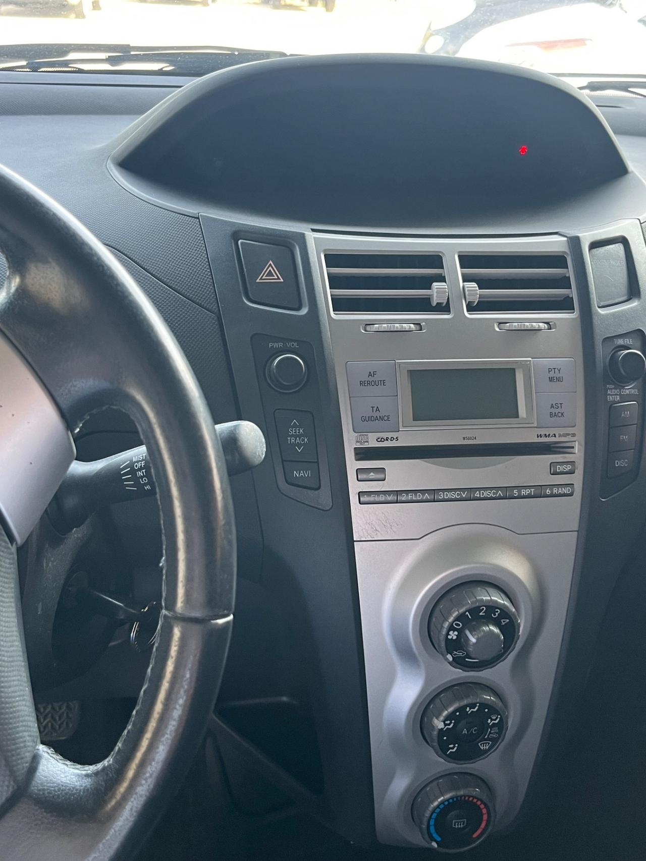 Toyota Yaris 1.3 5 porte M-MT Navi