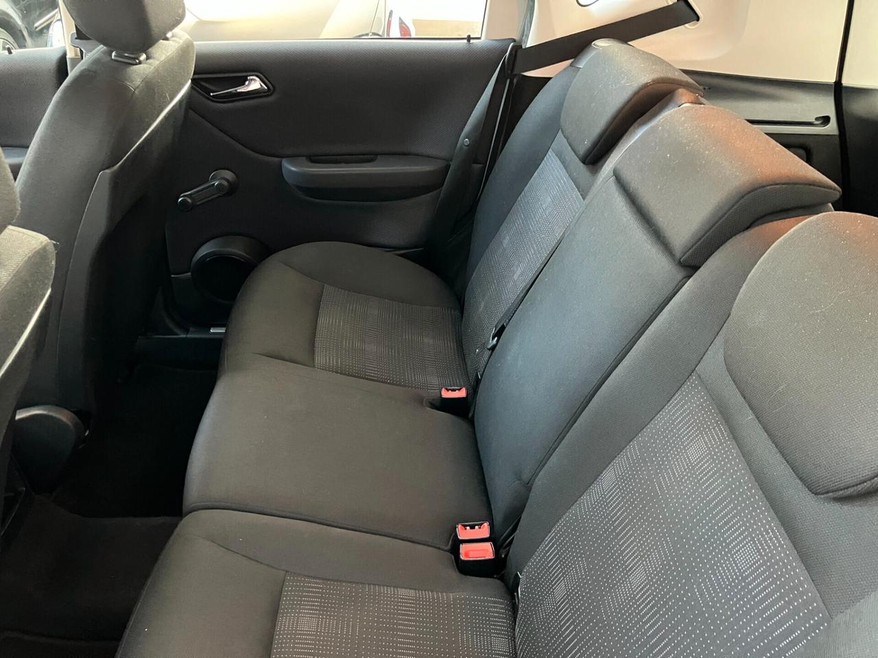 Mercedes-benz A 160 NEOPATENTATI EURO 5 NAVI/BLUE-TOOTH