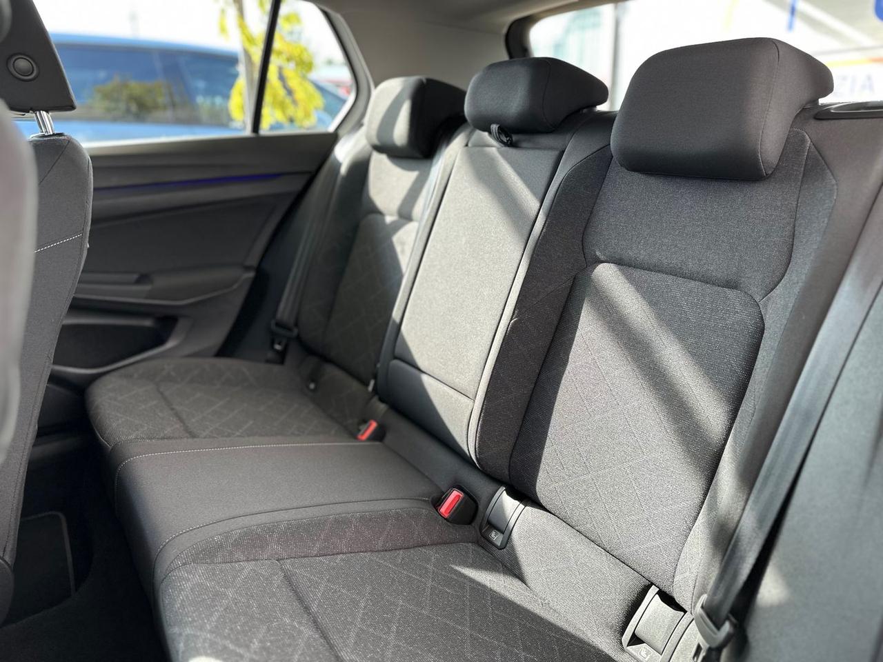 Volkswagen Golf style 2.0 TDI DSG 7 #5765