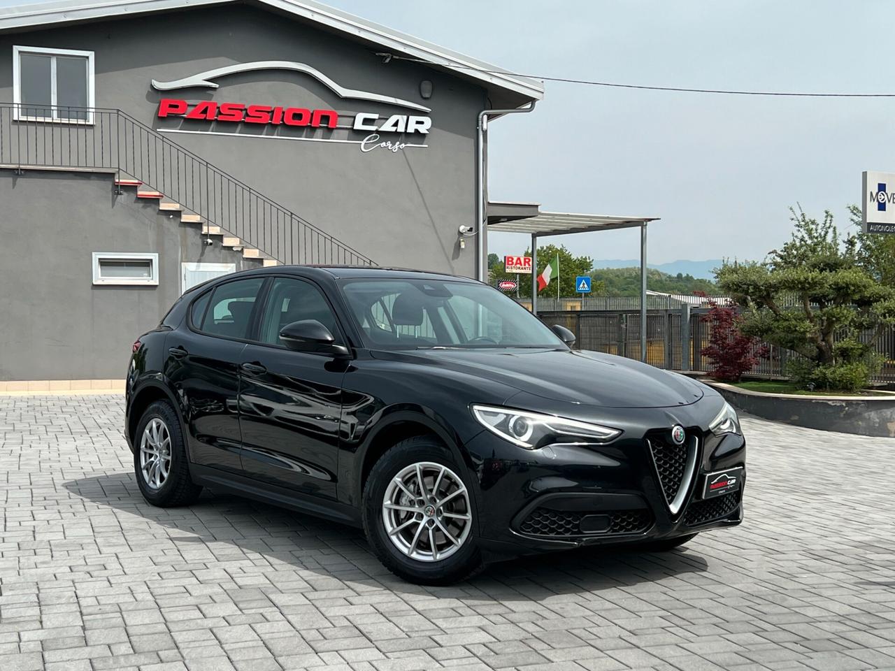 Alfa Romeo Stelvio 2.2 Turbodiesel 160 CV AT8 RWD - UNIPRO