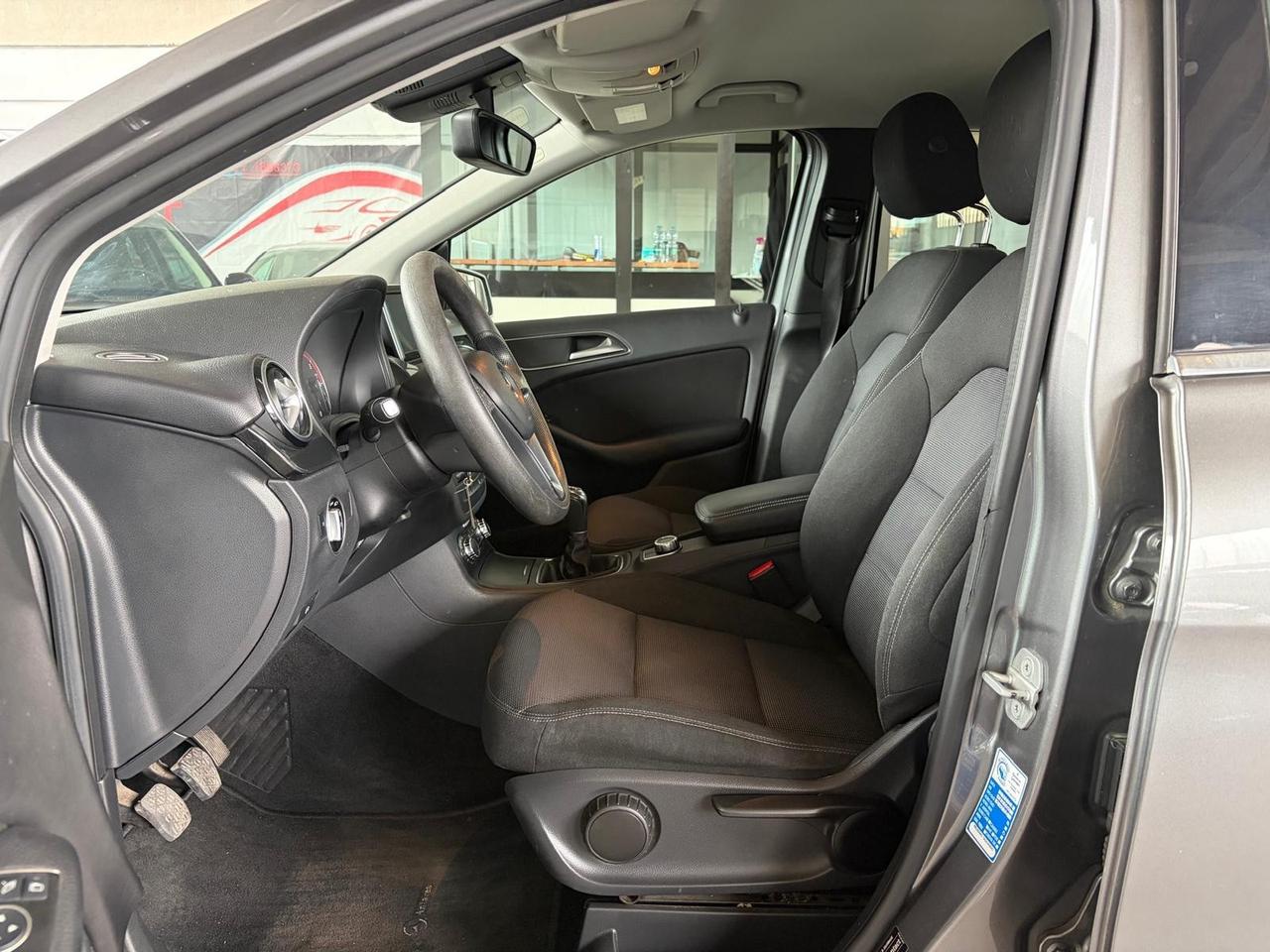 Mercedes-benz B 180 CDI BlueEFFICIENCY Premium