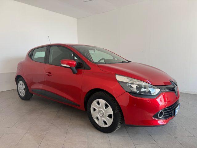 RENAULT Clio 1.2 75CV 5 porte Wave