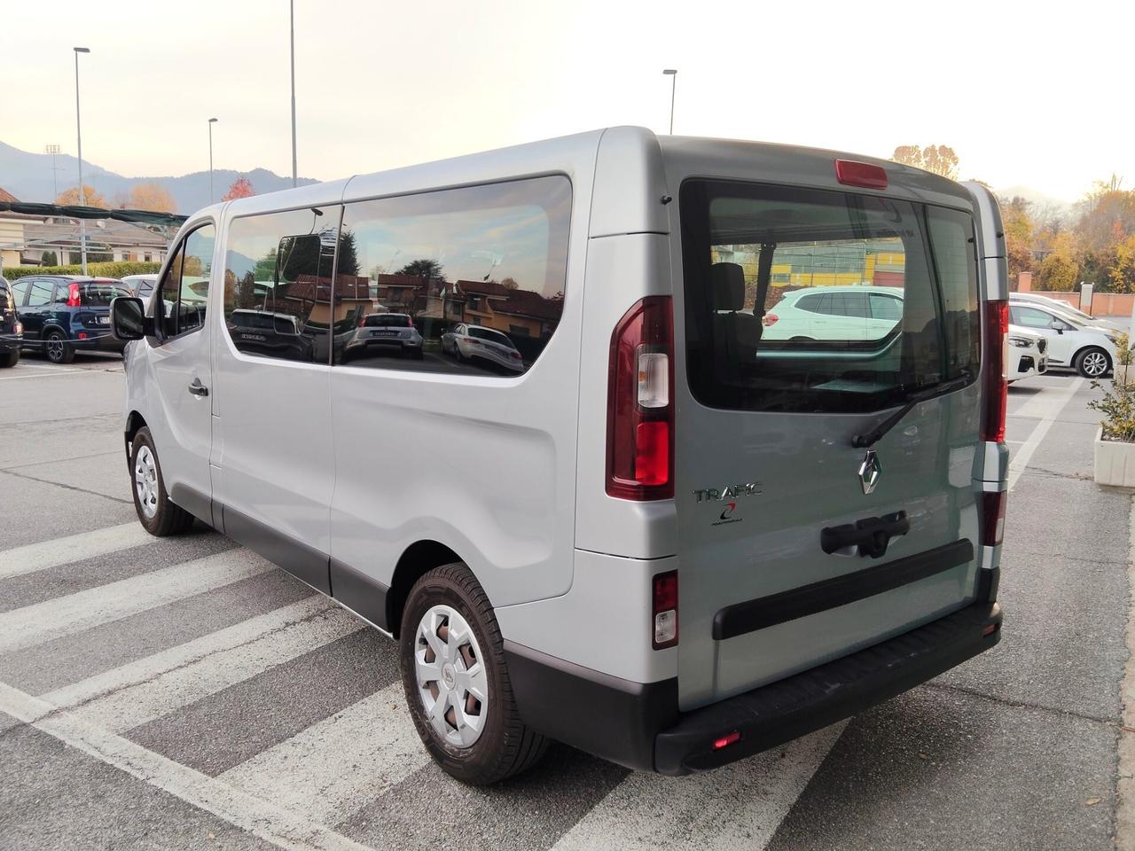 Renault Trafic 2.0dci 150cv 9 posti passo lungo 2022