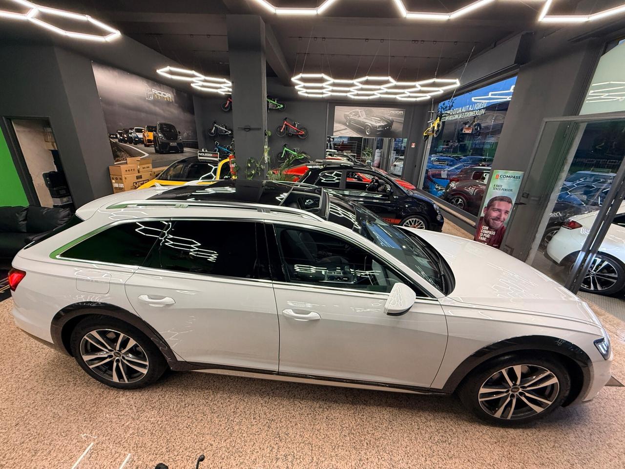 Audi A6 allroad 45 TDI 3.0 quattro S tronic Business Advanced