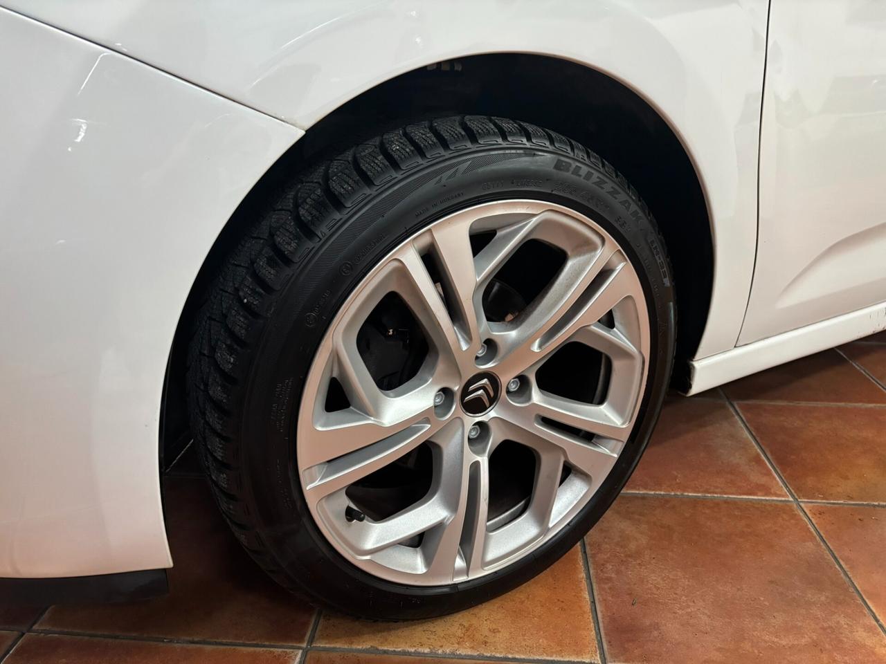 CITROEN C3 EXCLUSIVE 2014 BENZ