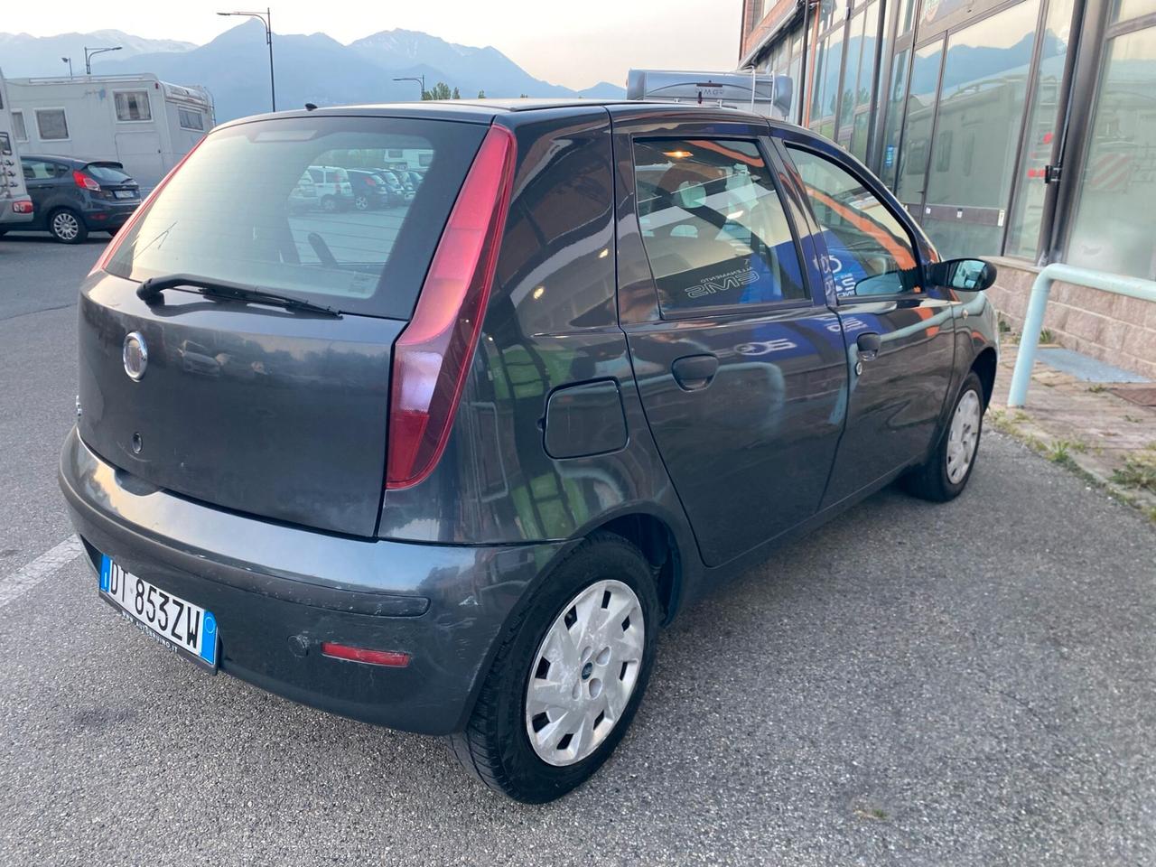 Fiat Punto 1.2 Benzina Euro4 CLIMA – NEOPATENTATI - GARANZIA