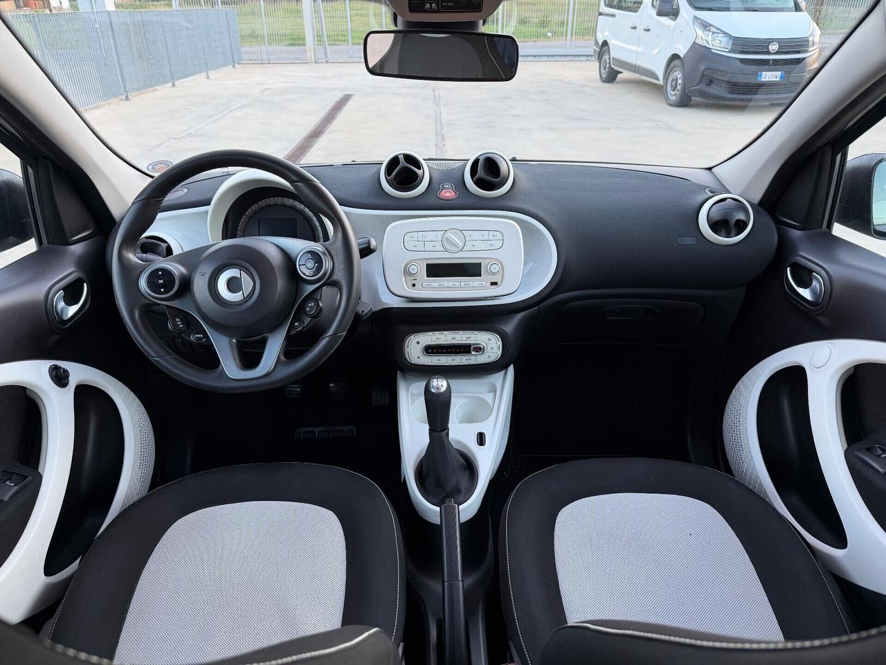 Smart ForFour Passion 1.0 benzina tetto panoramico
