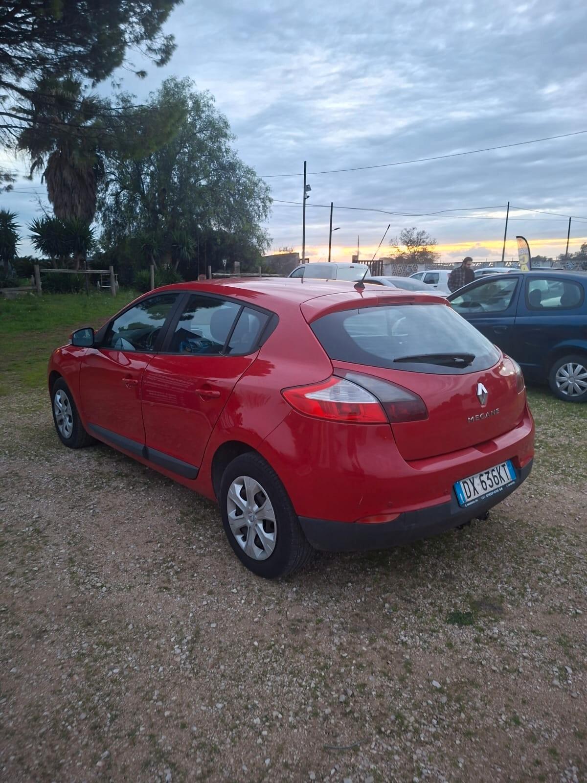 Renault Megane 1.5 dCi 90CV CON GANCIO TRAINO
