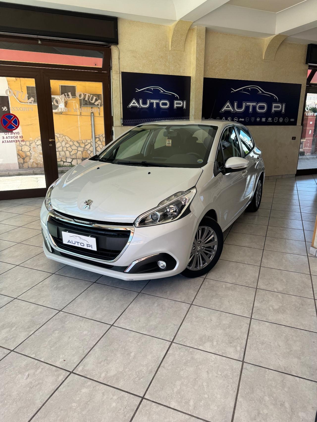 Peugeot 208 BlueHDi 75 5 porte Allure