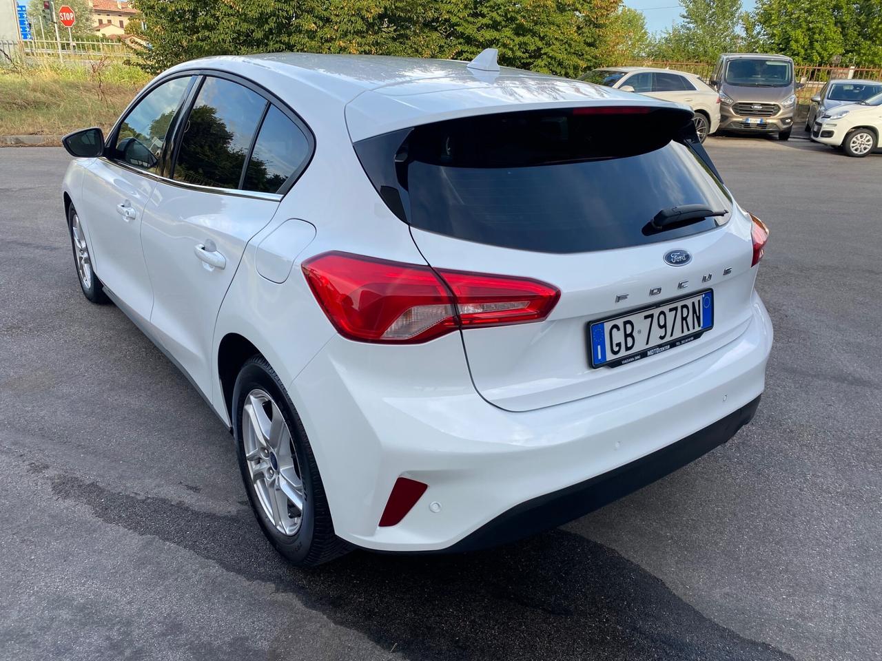 Ford Focus Berlina 1.5 120 CV automatico 5p. Business Co-Pilot