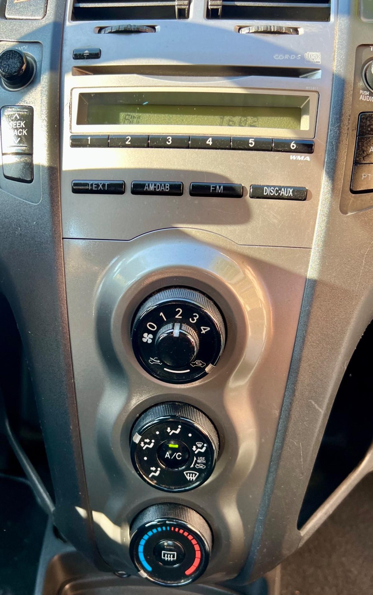 Toyota Yaris 1.0 benzina OK NEOPATENTATI