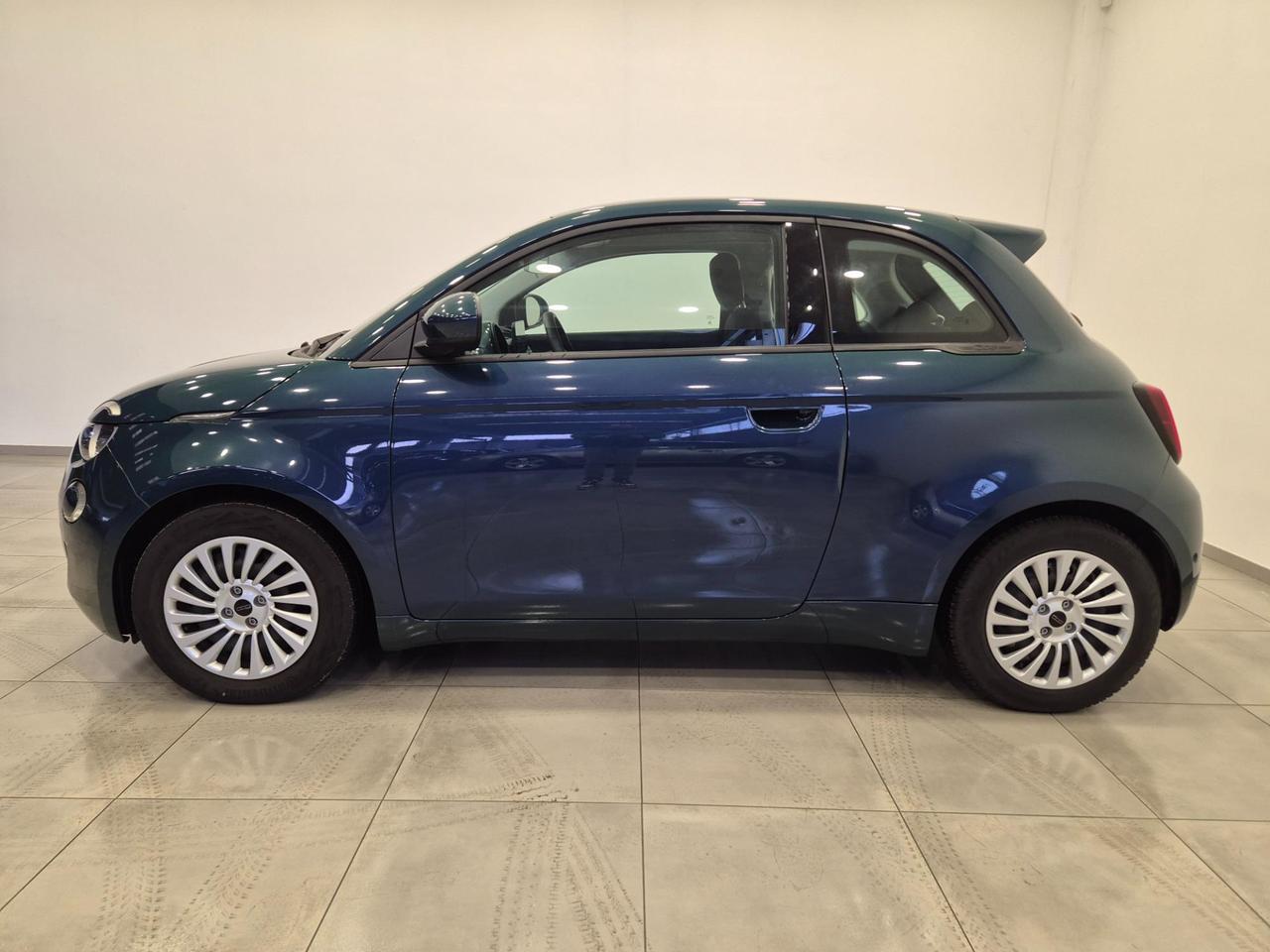 Fiat 500e 42 kWh Comfort Pack IN PROMO - NEOPATENTATI