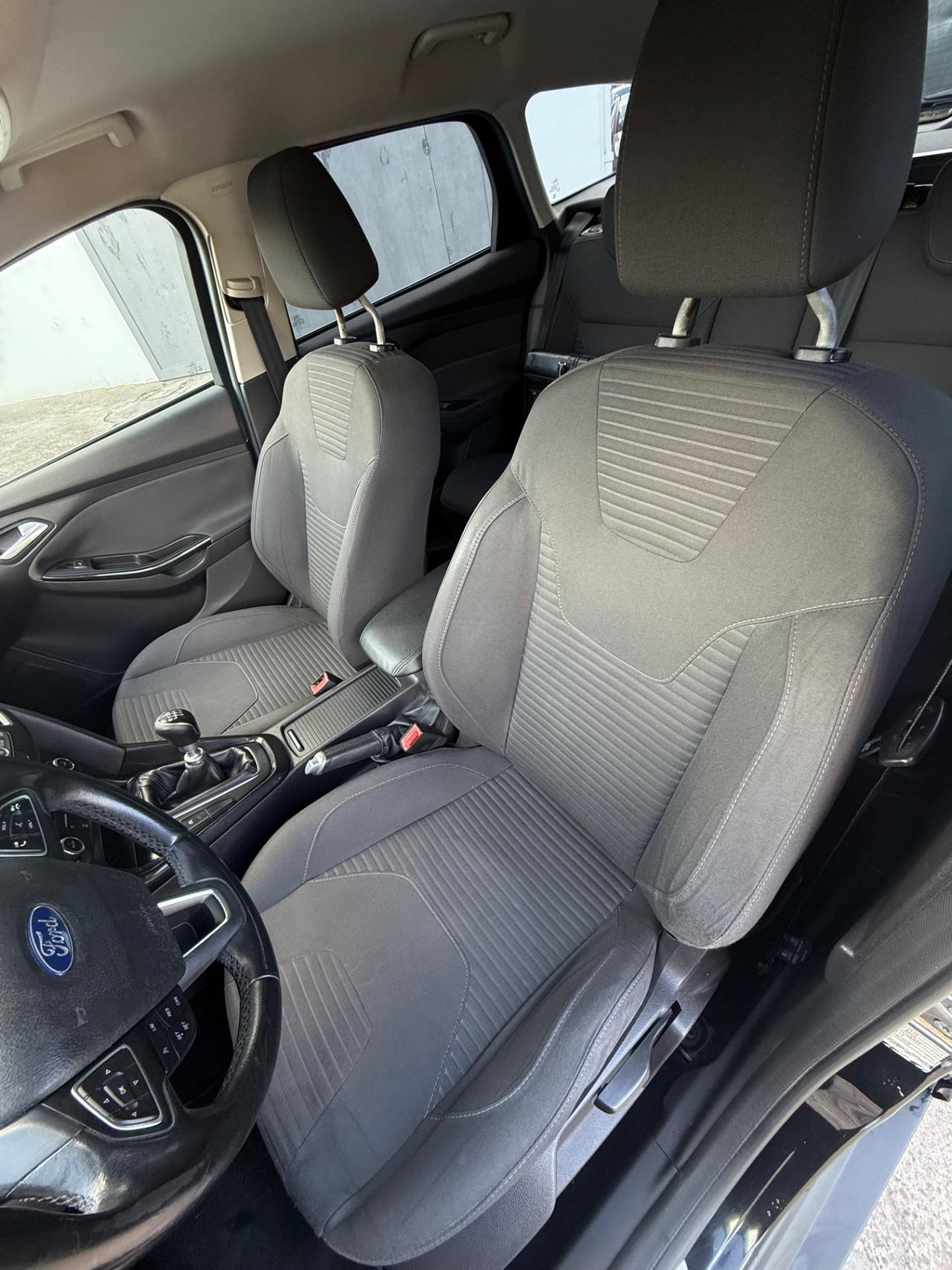 Ford Focus 1.5 TDCi TITANIUM NEOPAT. 2015 EURO 6