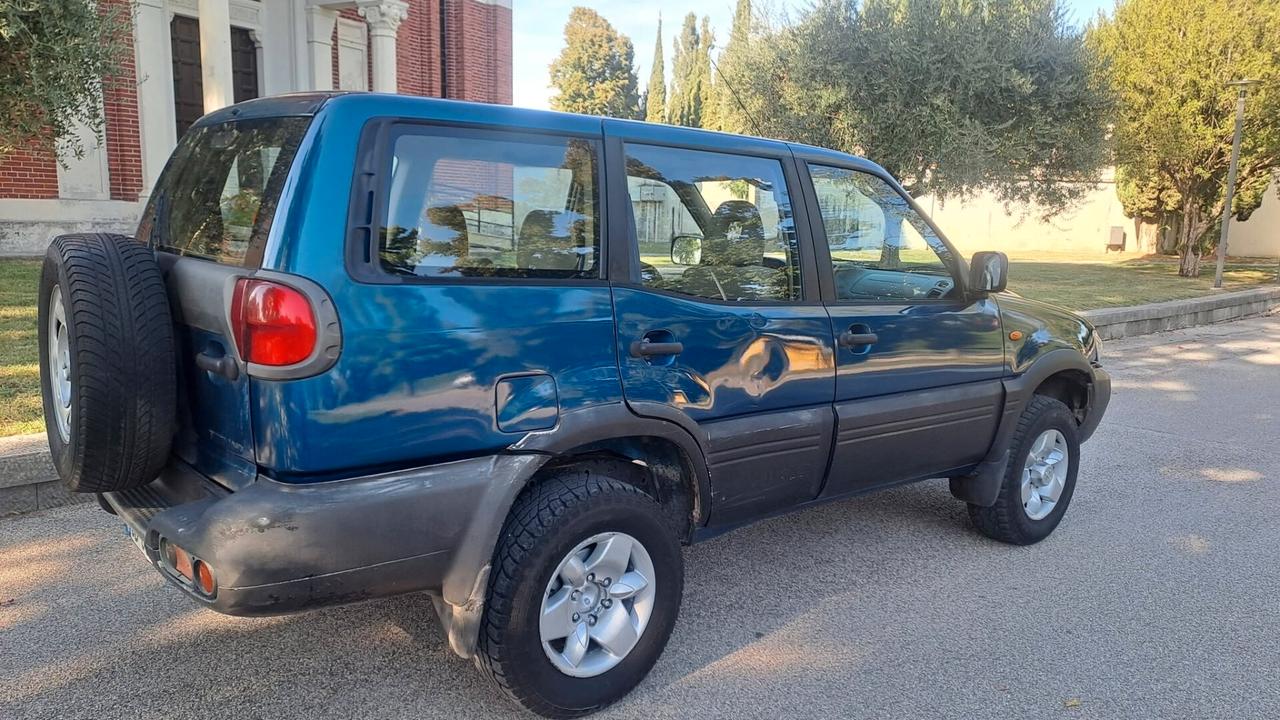 Nissan Terrano II 3.0 DiT 7 posti lEGGERE BENE
