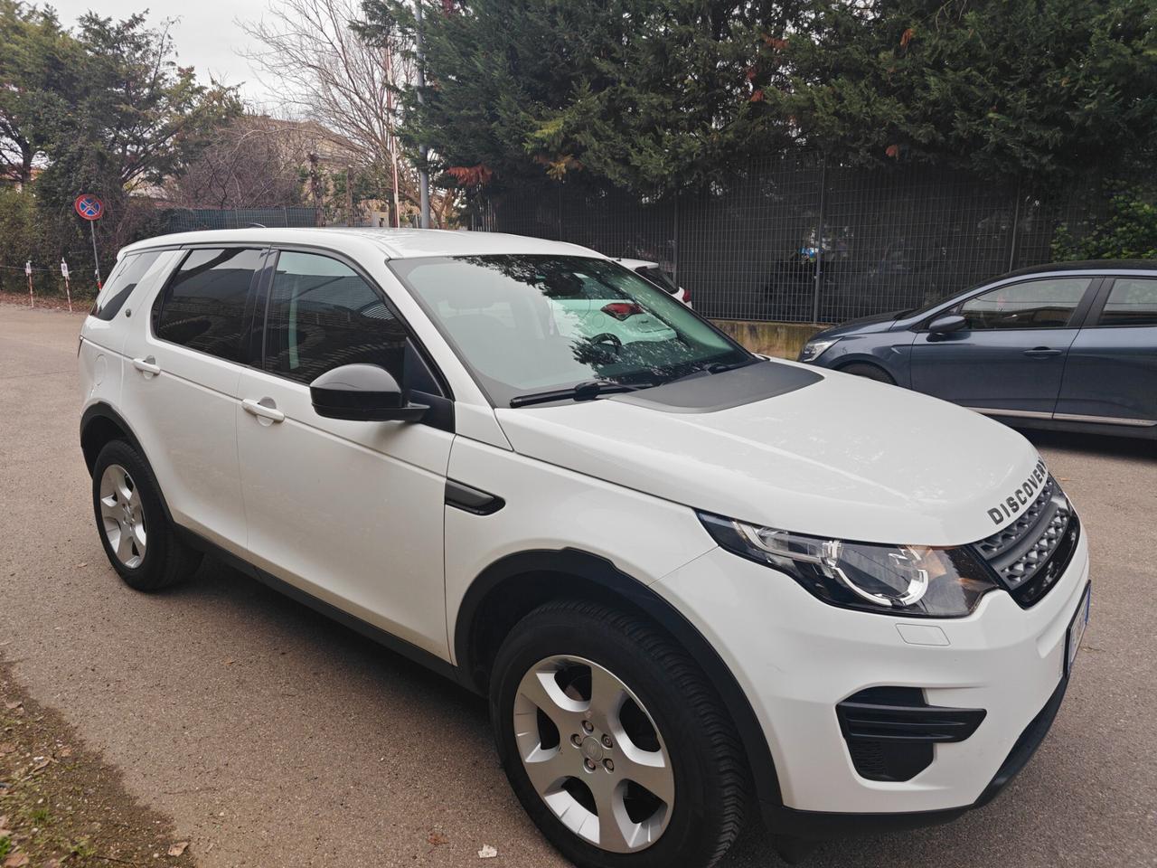 Land Rover Discovery Sport 2.0 TD4 150 CV Pure