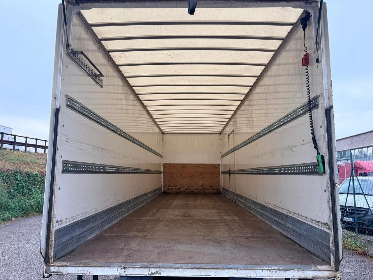 Iveco New Eurocargo 120-190 E6 8,5mt di cassone