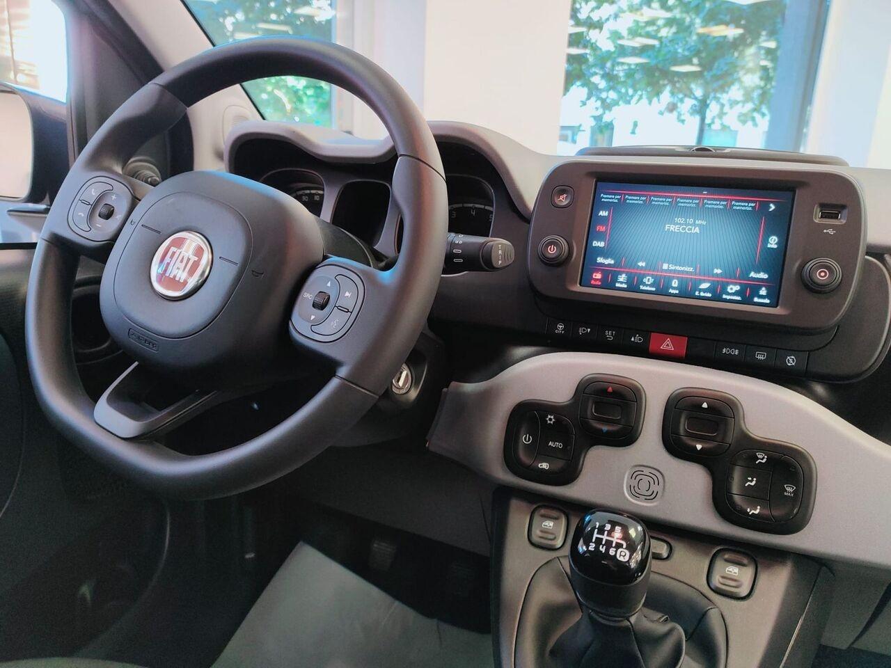 FIAT Panda III - Panda 1.0 firefly hybrid City Cross s&s 70cv