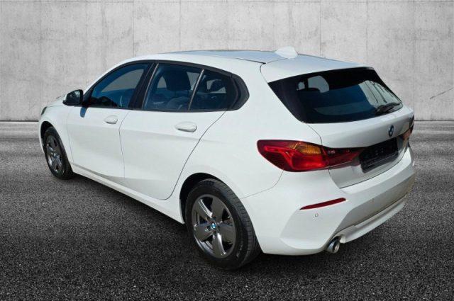 BMW 118 i 5p. Advantage