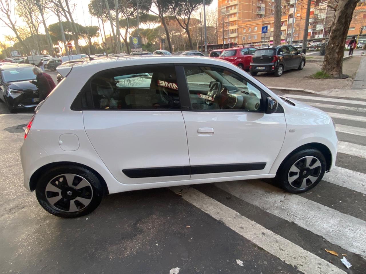 Renault Twingo 1.0 LIMITED NEOPATENTATI 37.000 km!!!