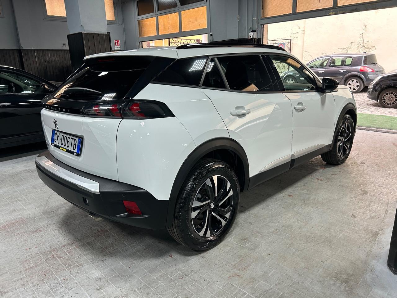 Peugeot 2008 BlueHDi 130 S&S EAT8 Allure Pack