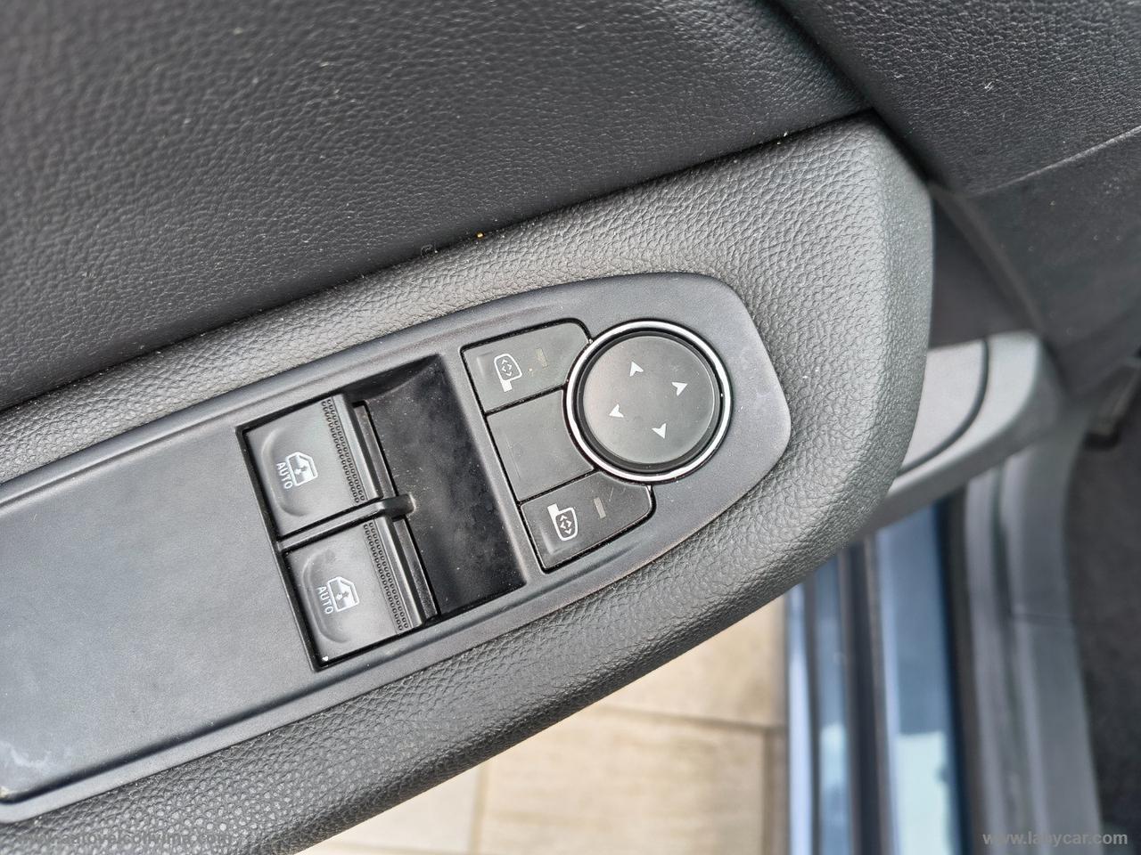 RENAULT Clio TCe 100 CV GPL Business