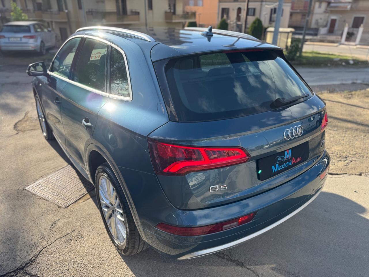 AUDI Q5 40 TDI 190 CV QUATTRO S-LINE FULL MATRIX