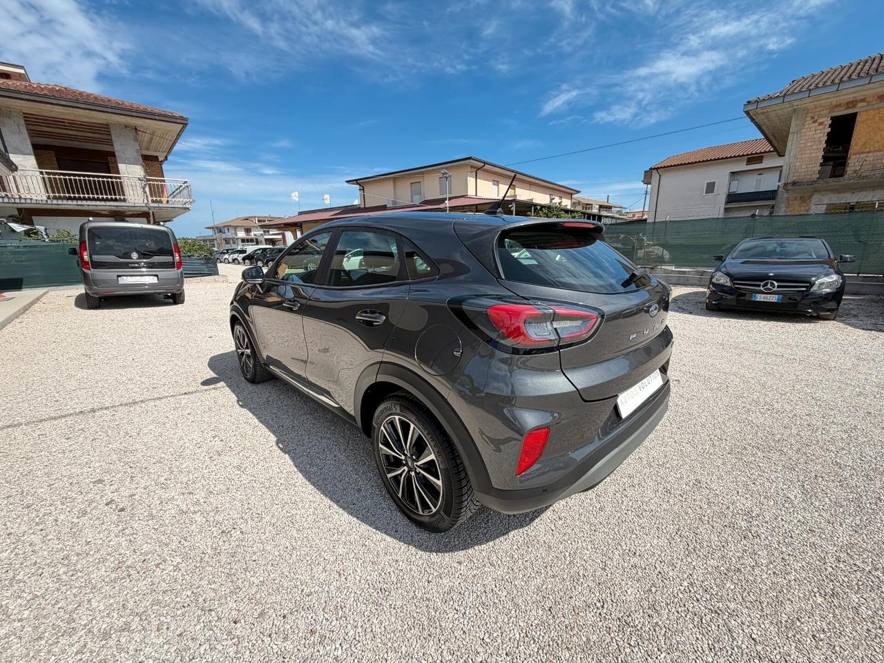 Ford Puma 1.0 EcoBoost Hybrid 125 cv Titanium 79.695 km