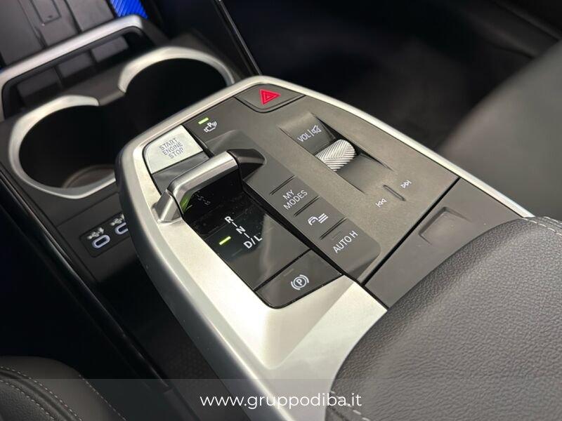 BMW X1 U11 xdrive20d mhev 48V X-Line auto