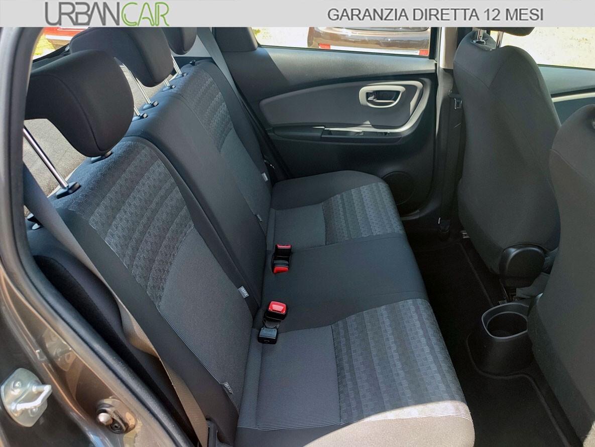 TOYOTA Yaris 1.0 5p Lounge Full - GARANZIA