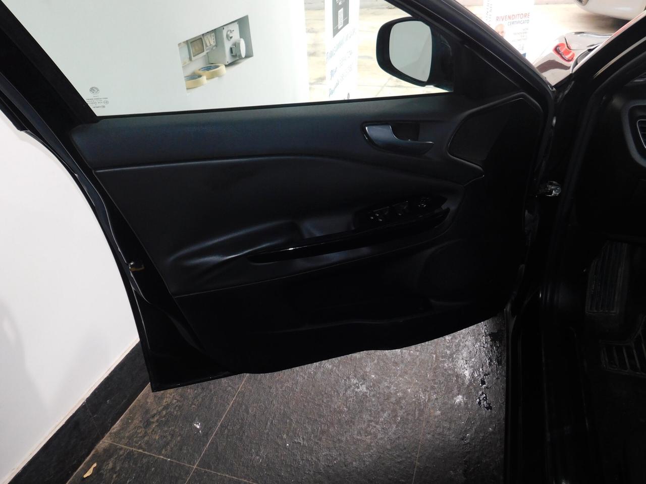 Alfa Romeo Giulietta 1.4 Turbo 120 CV GPL Distinctive