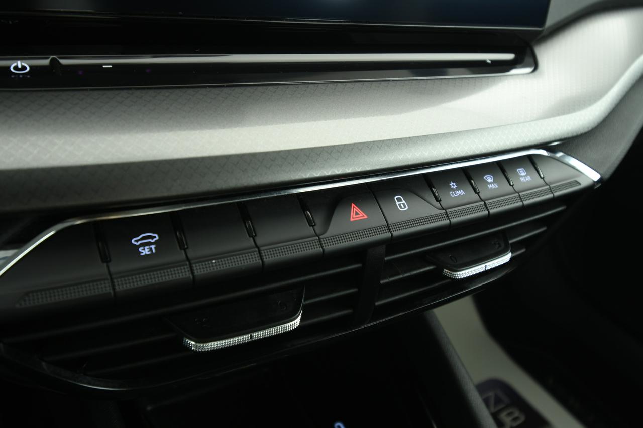 SKODA Octavia Wagon 2.0 tdi evo Executive 4x4 150cv dsg ACC+APP CONNECT