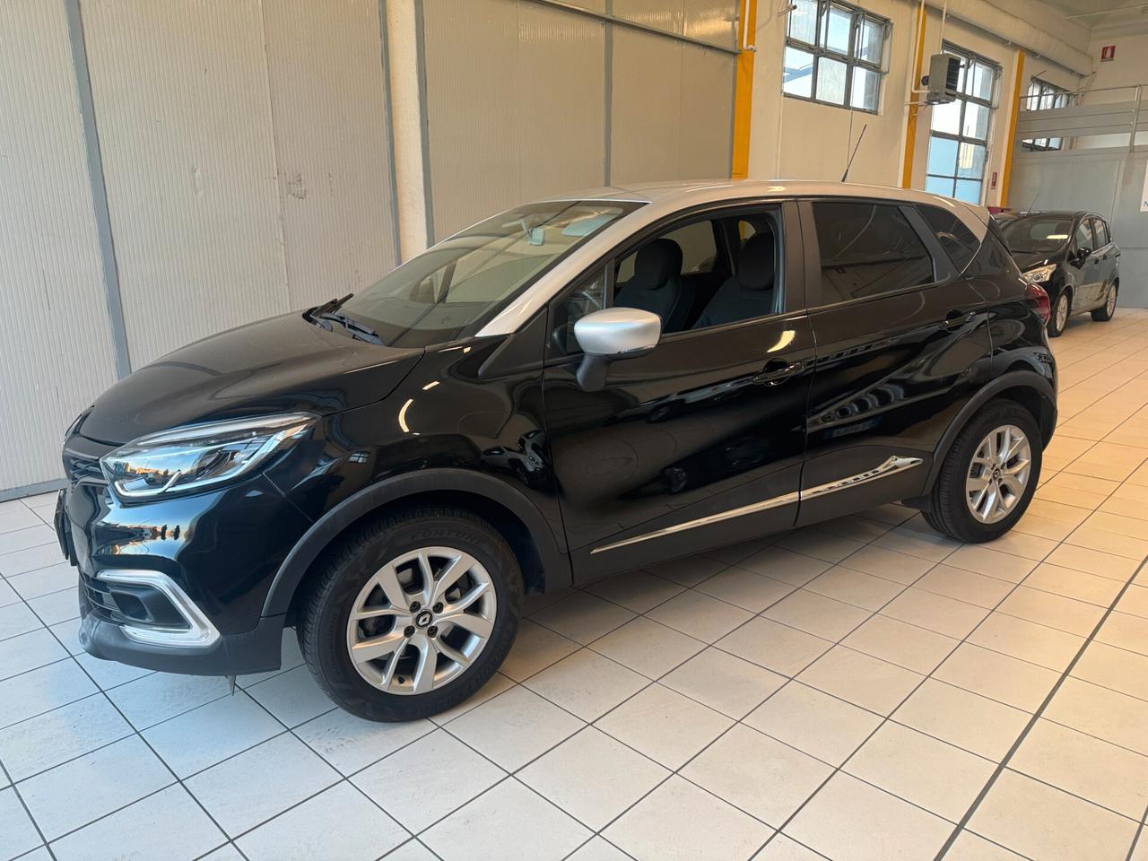 Renault Captur TCe 130 CV Sport Edition **NEOPATENTATI**