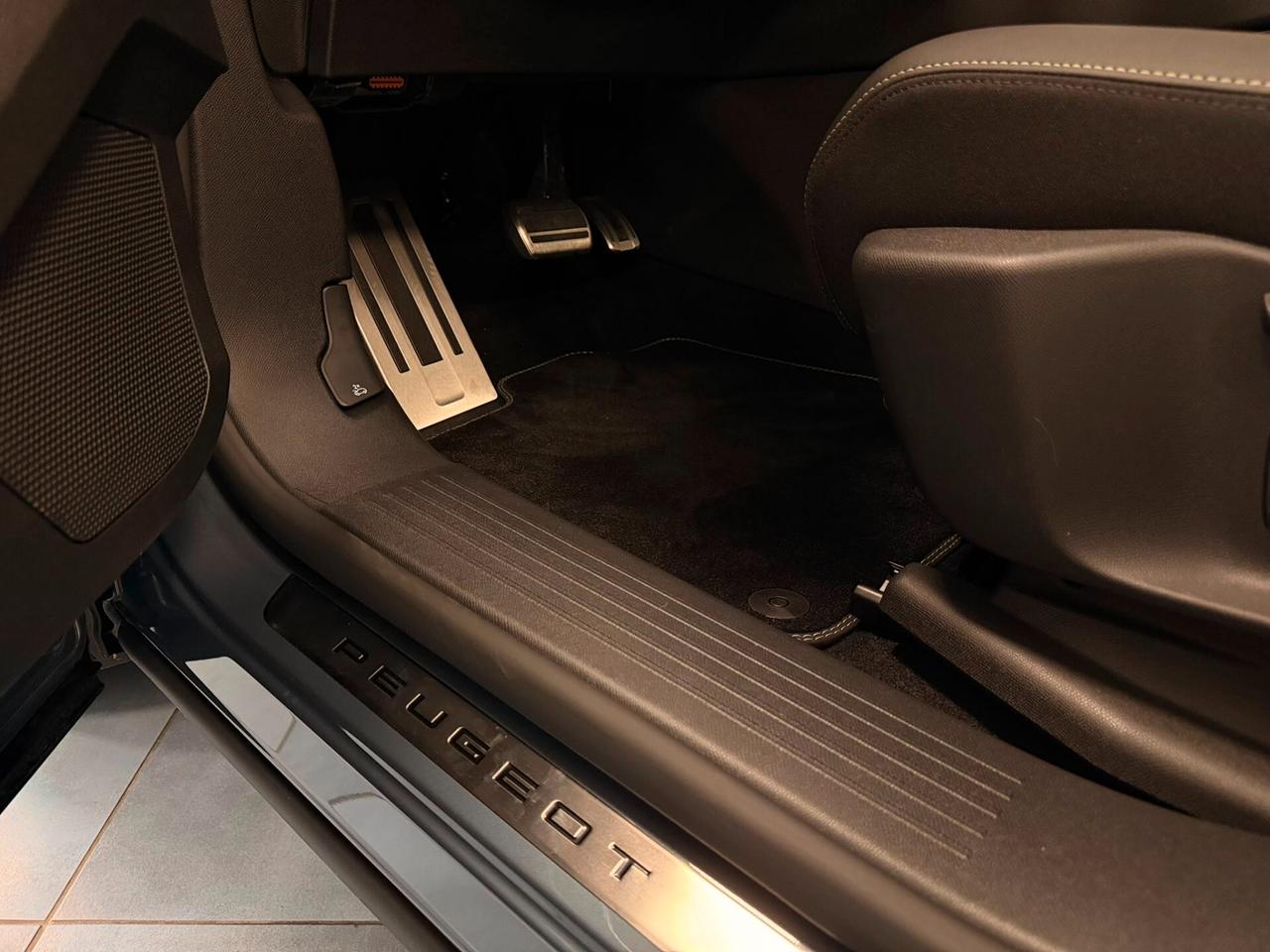 Peugeot 3008 Hybrid 145 e-DCS6 GT