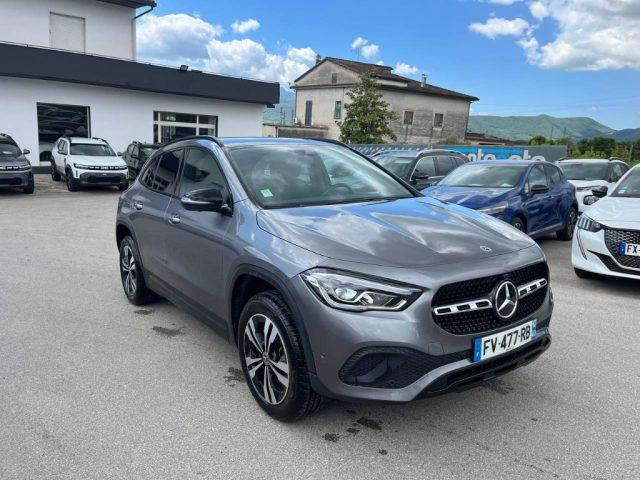 MERCEDES-BENZ GLA 200 Automatic Business Extra
