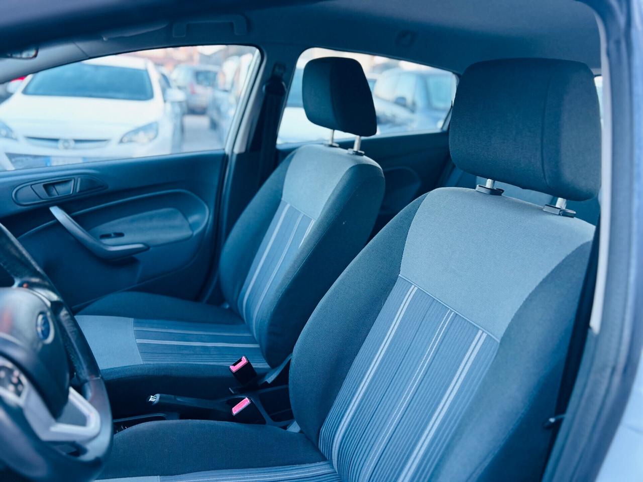 Ford Fiesta 1.4 5 porte Bz.- GPL Titanium